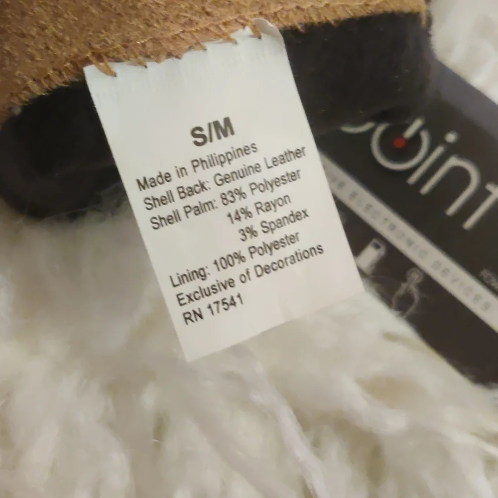 Touch Point Smart Gloves Size Small NWT